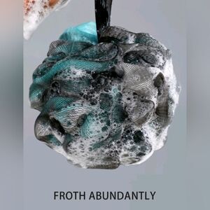 💕5/$18 Purple & Black Body Poof